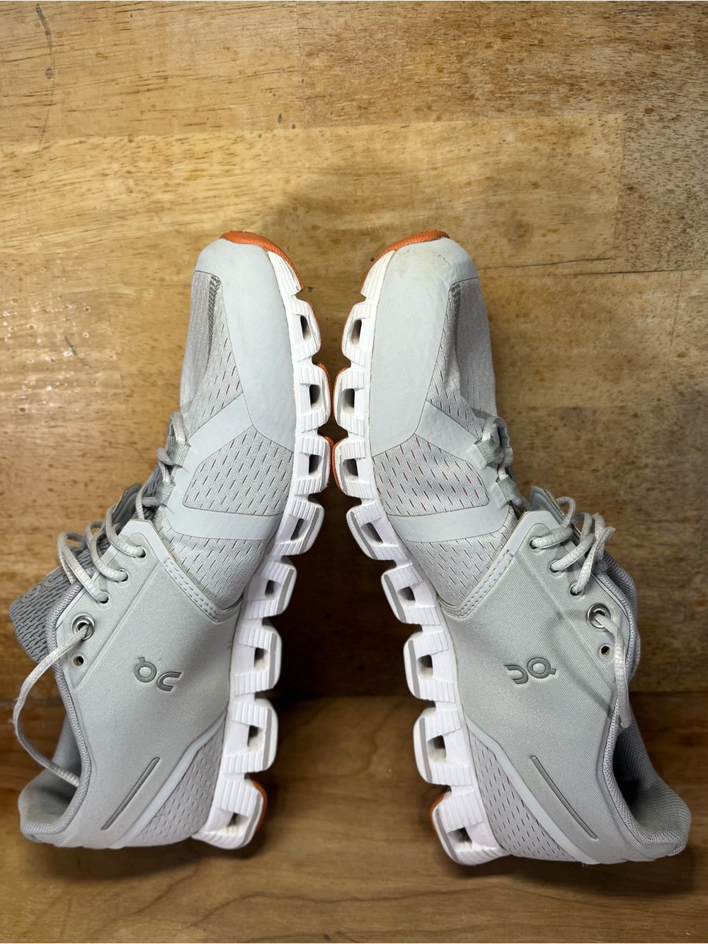 On Cloud 5 LIGHTWEIGHT REFLECTIVE Womens Size 9.5 Running Shoes Sneakers Gray - Picture 7 of 15